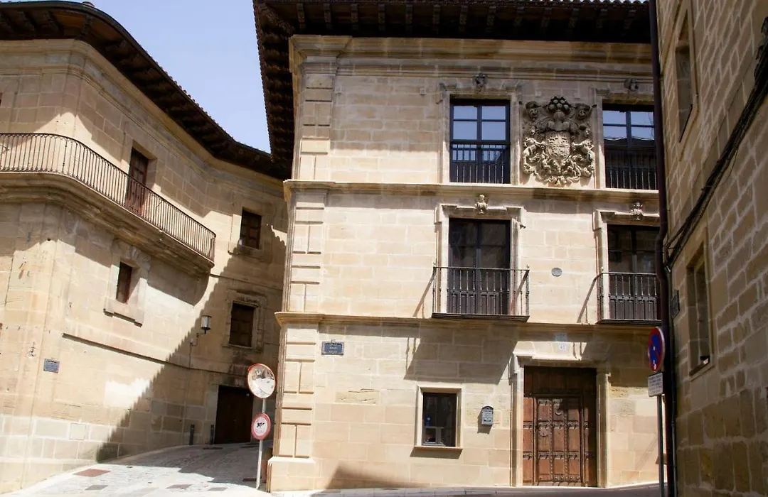 Casa Rural Larrazuria Enea-1